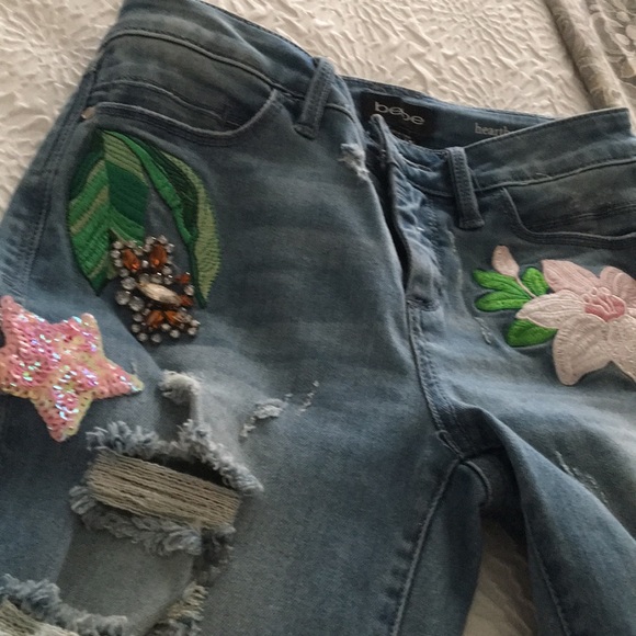 BeBe Amazing Ripped Jeans. 🌸🌼 - Picture 7 of 7